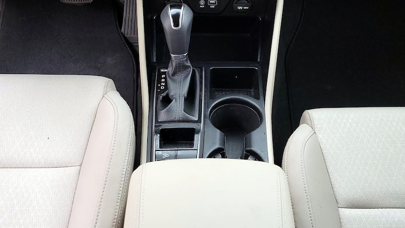 2017 Hyundai Tucson SE 17