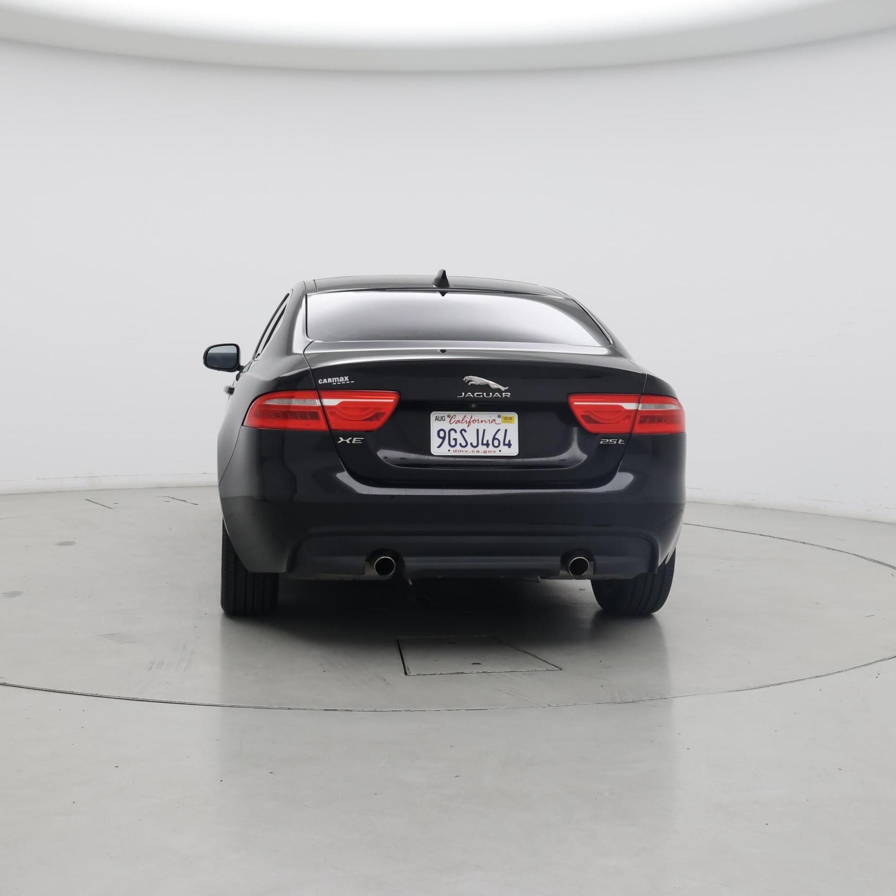 Thumbnail: 2019 Jaguar XE - 6