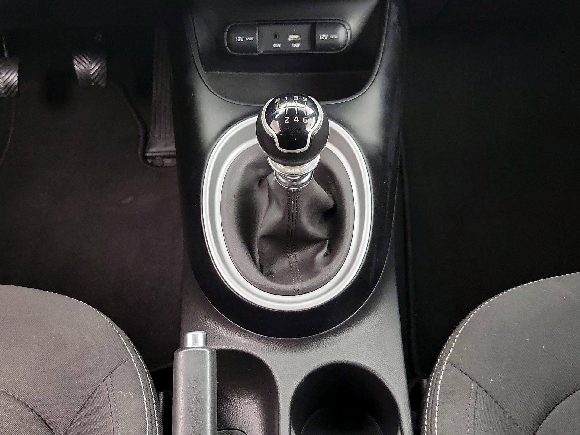 Thumbnail: 2018 Kia Soul - 16