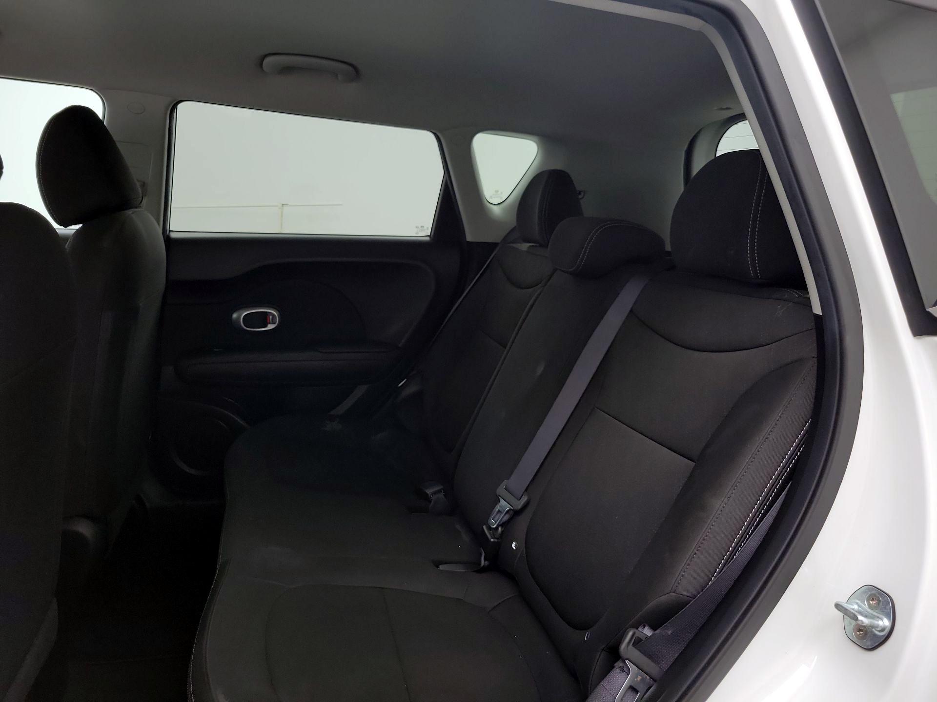 Thumbnail: 2018 Kia Soul - 18