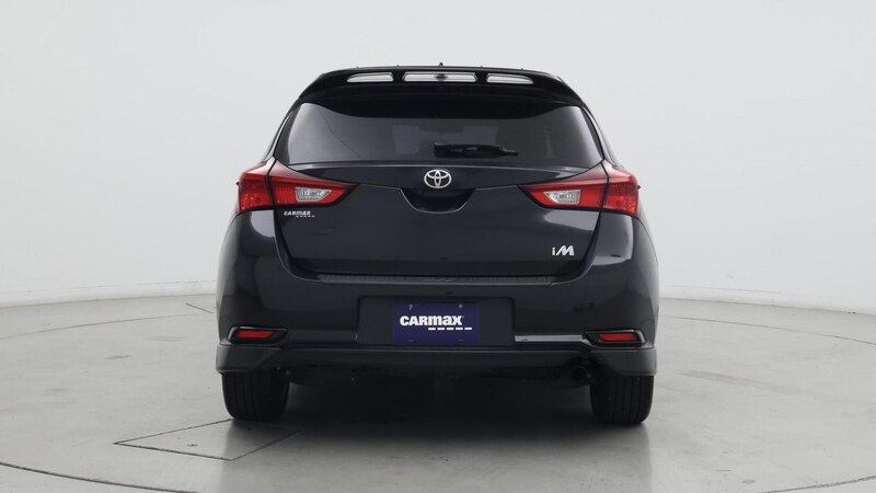 2018 Toyota Corolla iM  6