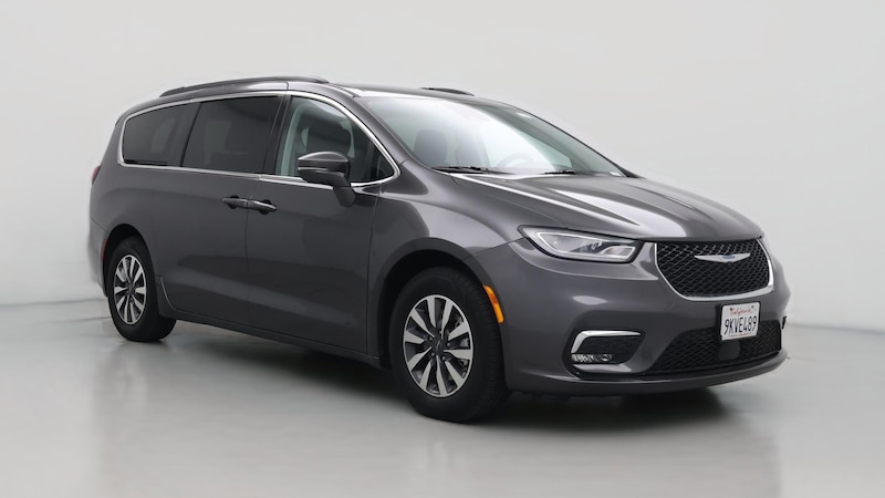 2021 Chrysler Pacifica Hybrid Touring Hero Image