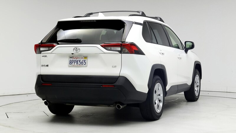 2020 Toyota RAV4 LE 8