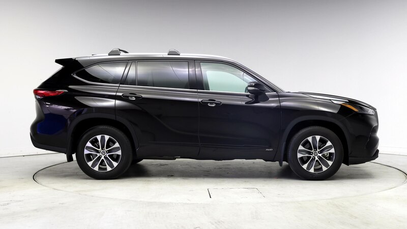 2022 Toyota Highlander XLE 7