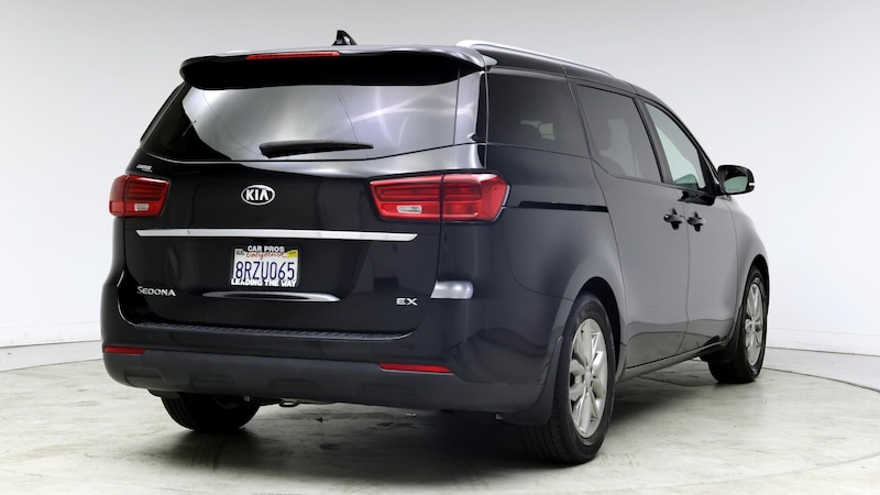 2020 Kia Sedona EX 8