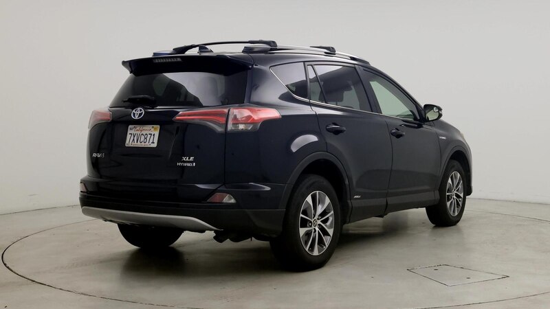 2017 Toyota RAV4 XLE 8