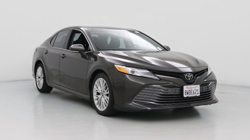 2018 Toyota Camry XLE Hero Image