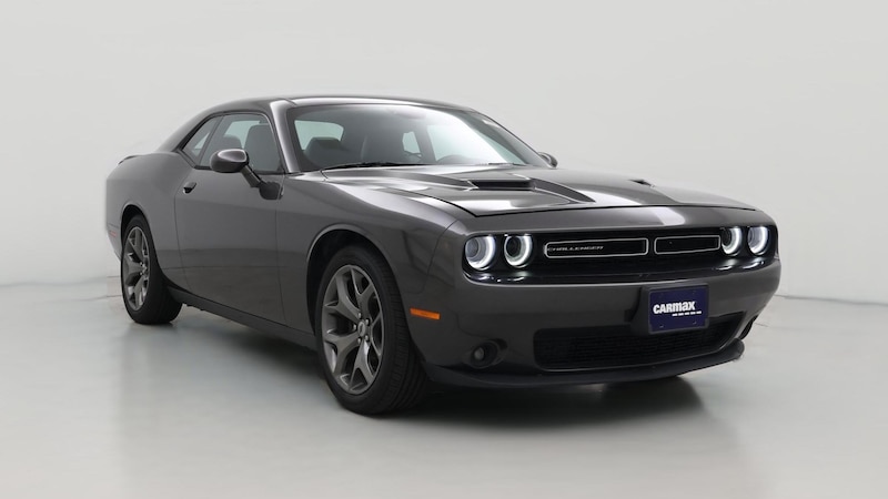 2017 Dodge Challenger SXT Hero Image