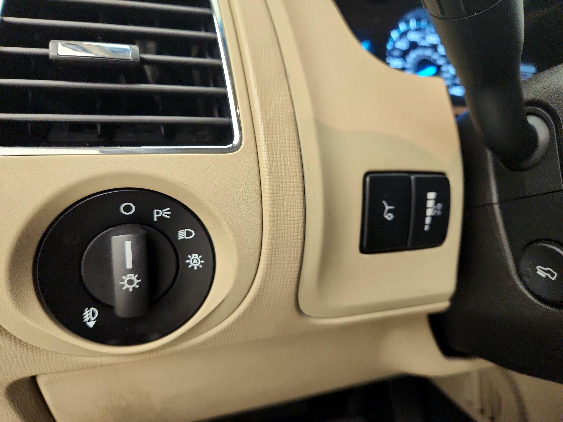 Thumbnail: 2018 Ford Flex - 13