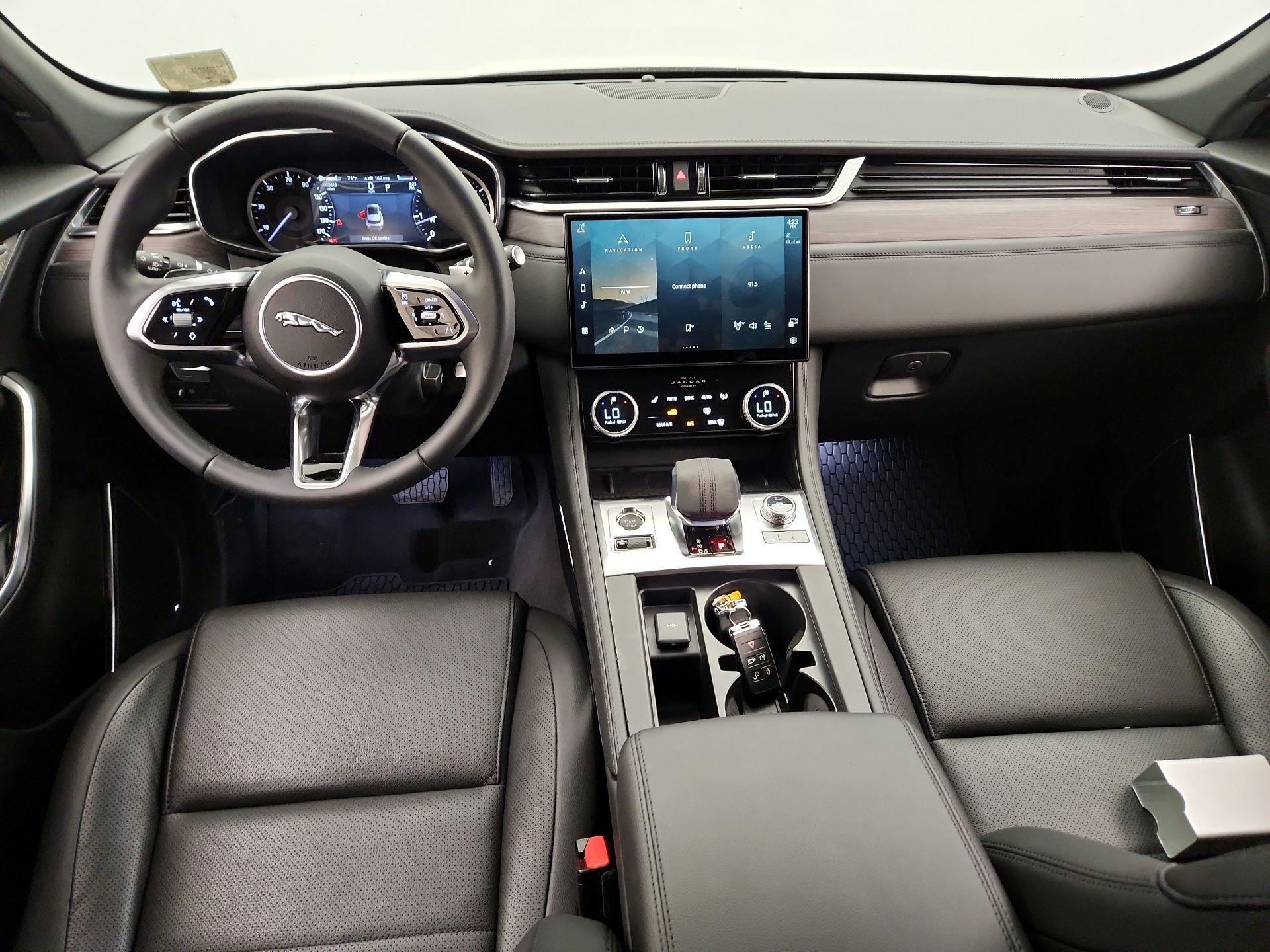 Thumbnail: 2023 Jaguar F-Pace - 9