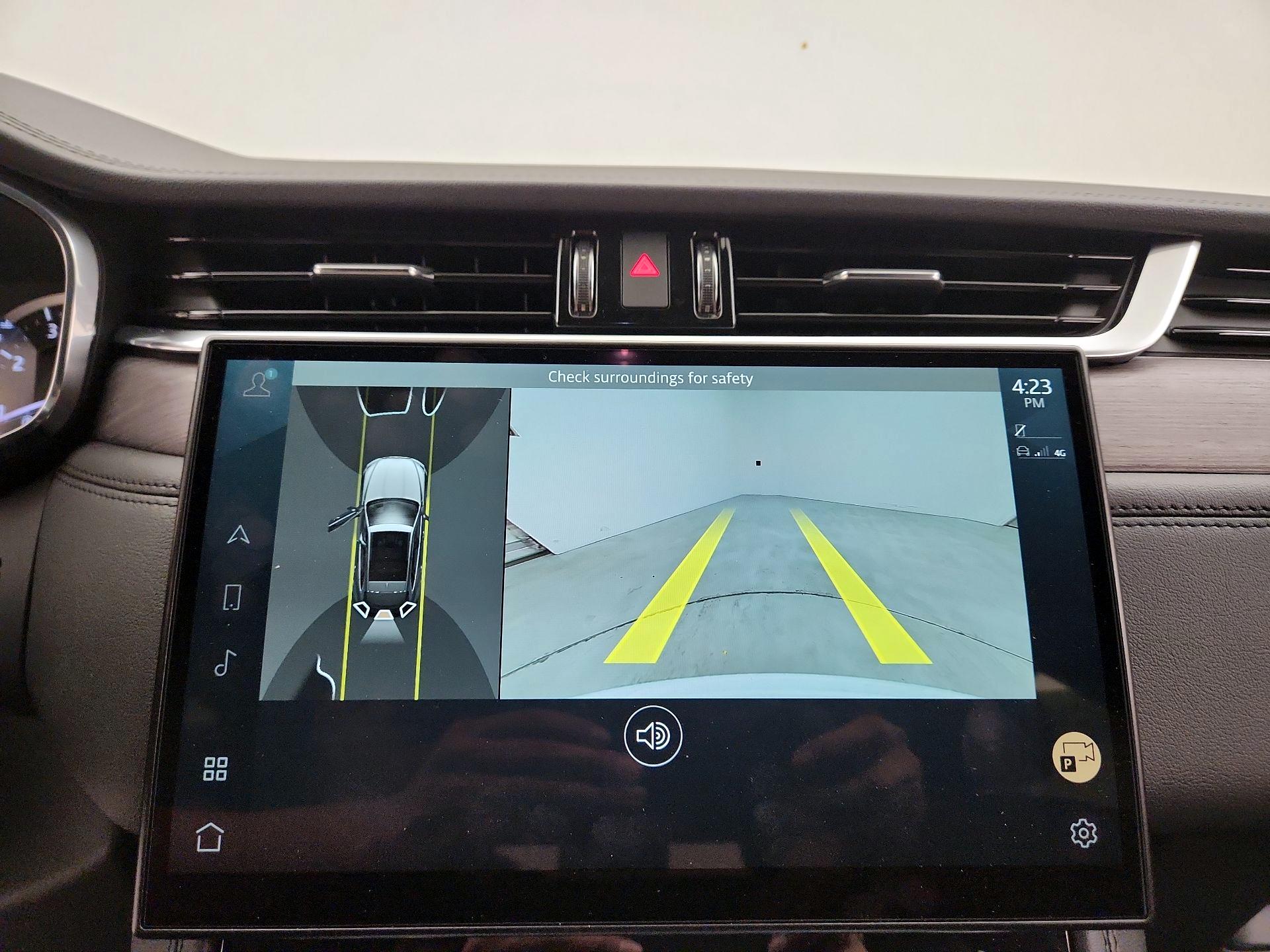 Thumbnail: 2023 Jaguar F-Pace - 15