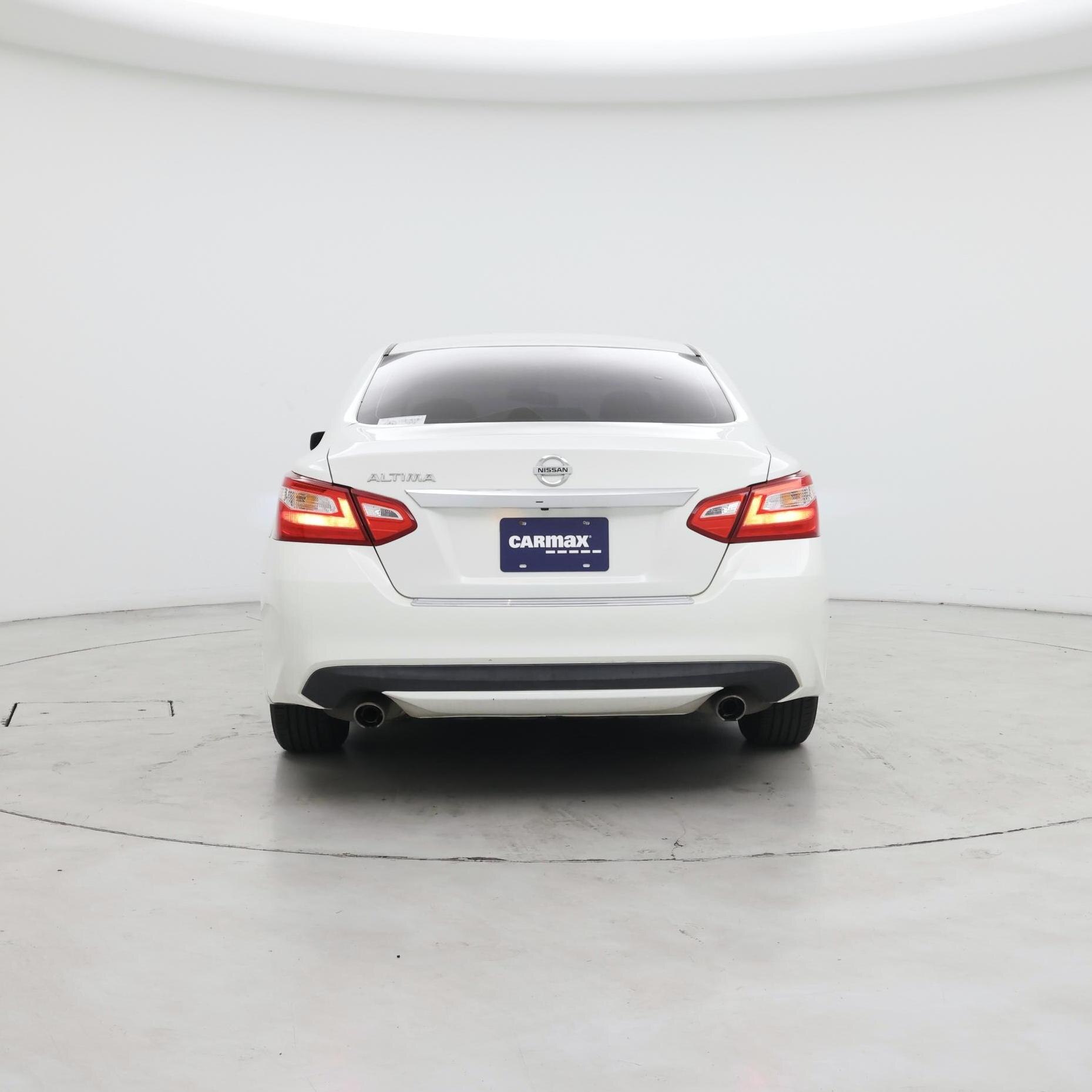 Thumbnail: 2016 Nissan Altima - 6