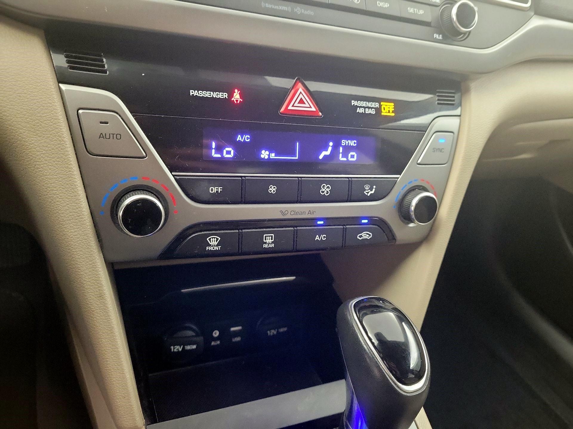 Thumbnail: 2017 Hyundai Elantra - 14