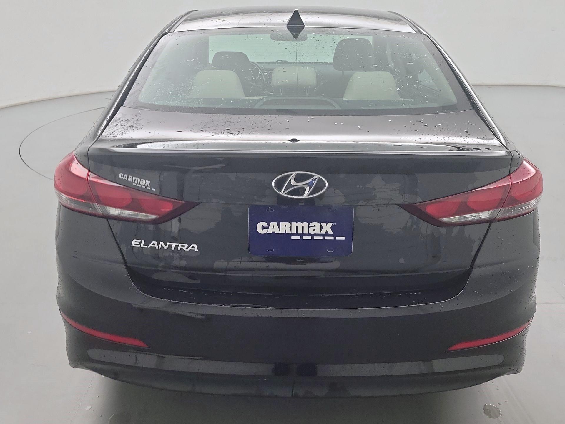 Thumbnail: 2017 Hyundai Elantra - 6