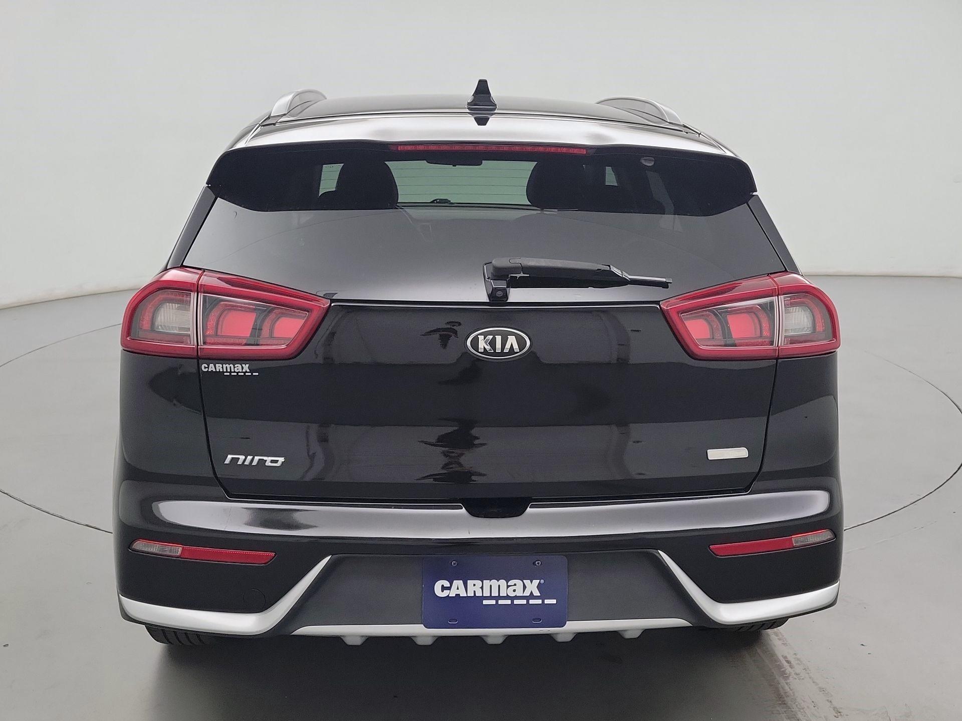 Thumbnail: 2017 Kia Niro - 6