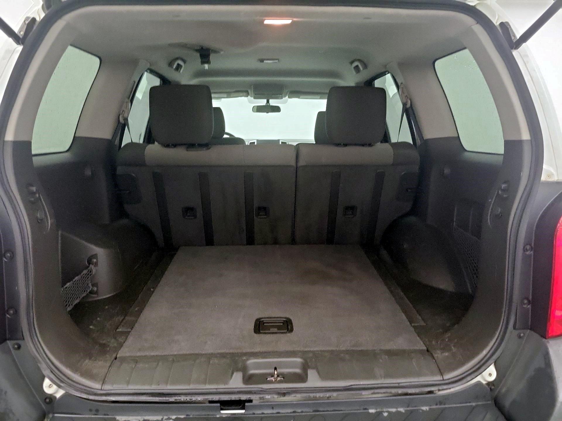 Thumbnail: 2014 Nissan Xterra - 18
