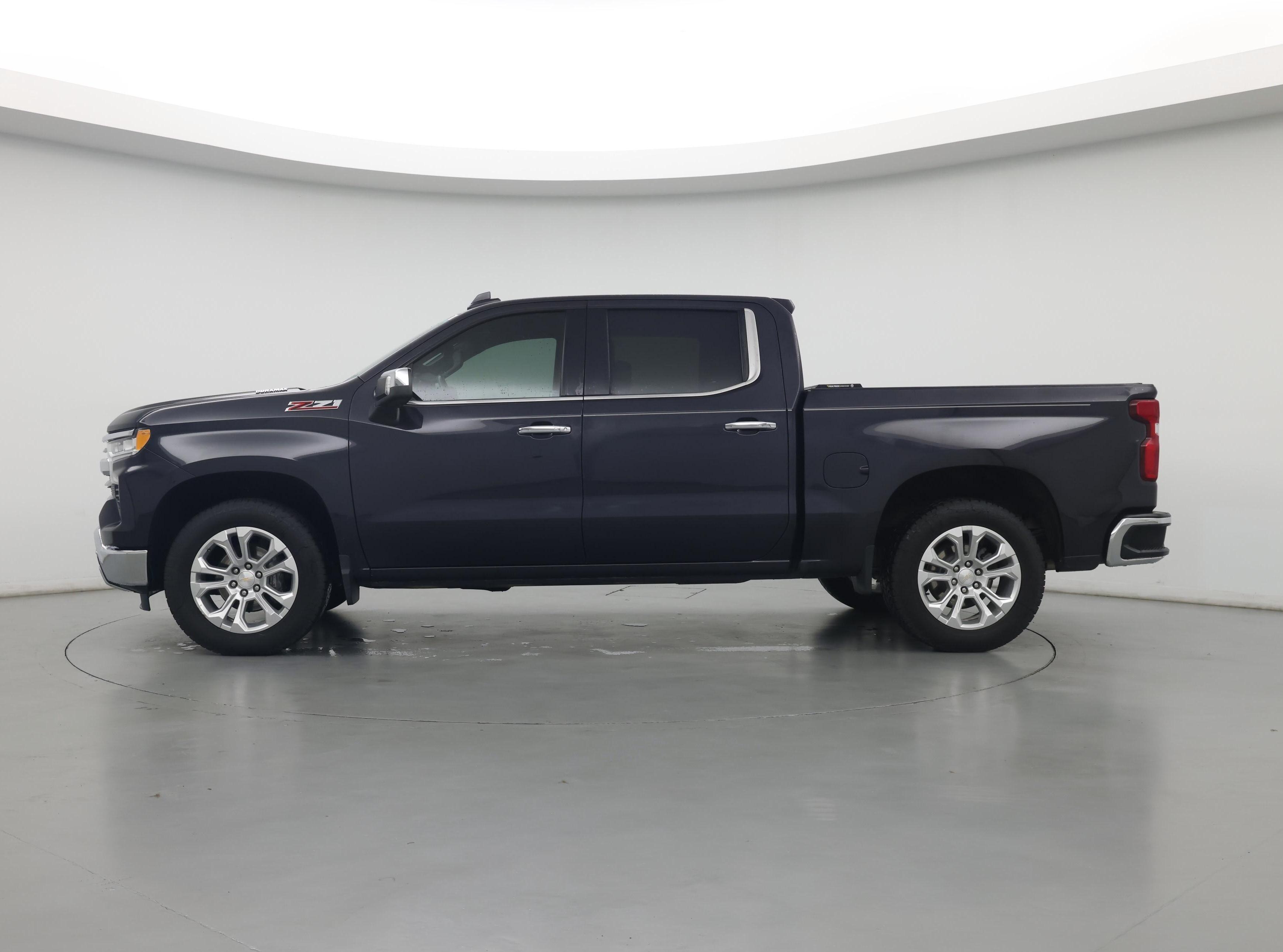 Thumbnail: 2023 Chevrolet Silverado 1500 - 3