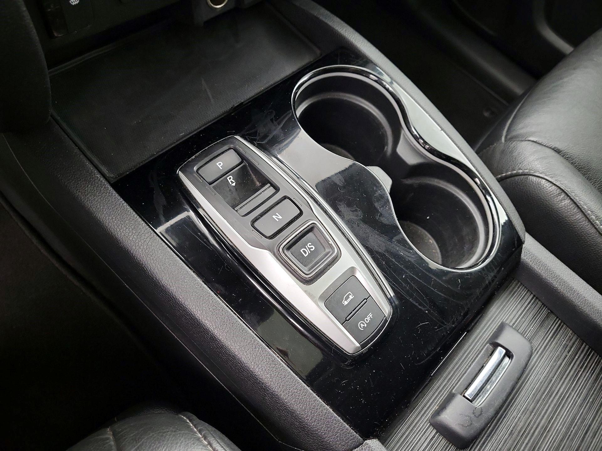 Thumbnail: 2019 Honda Pilot - 16