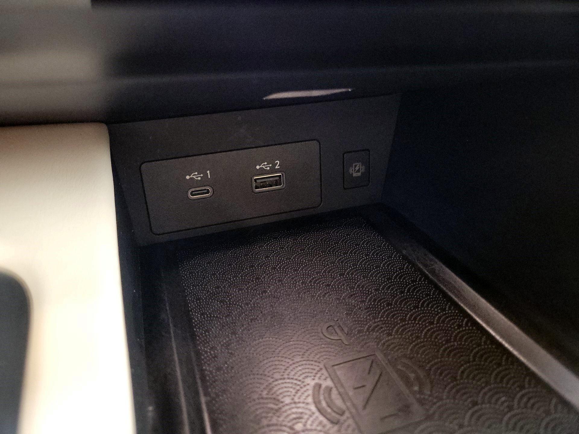 Thumbnail: 2023 INFINITI QX60 - 19