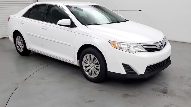 2014 Toyota Camry LE Hero Image