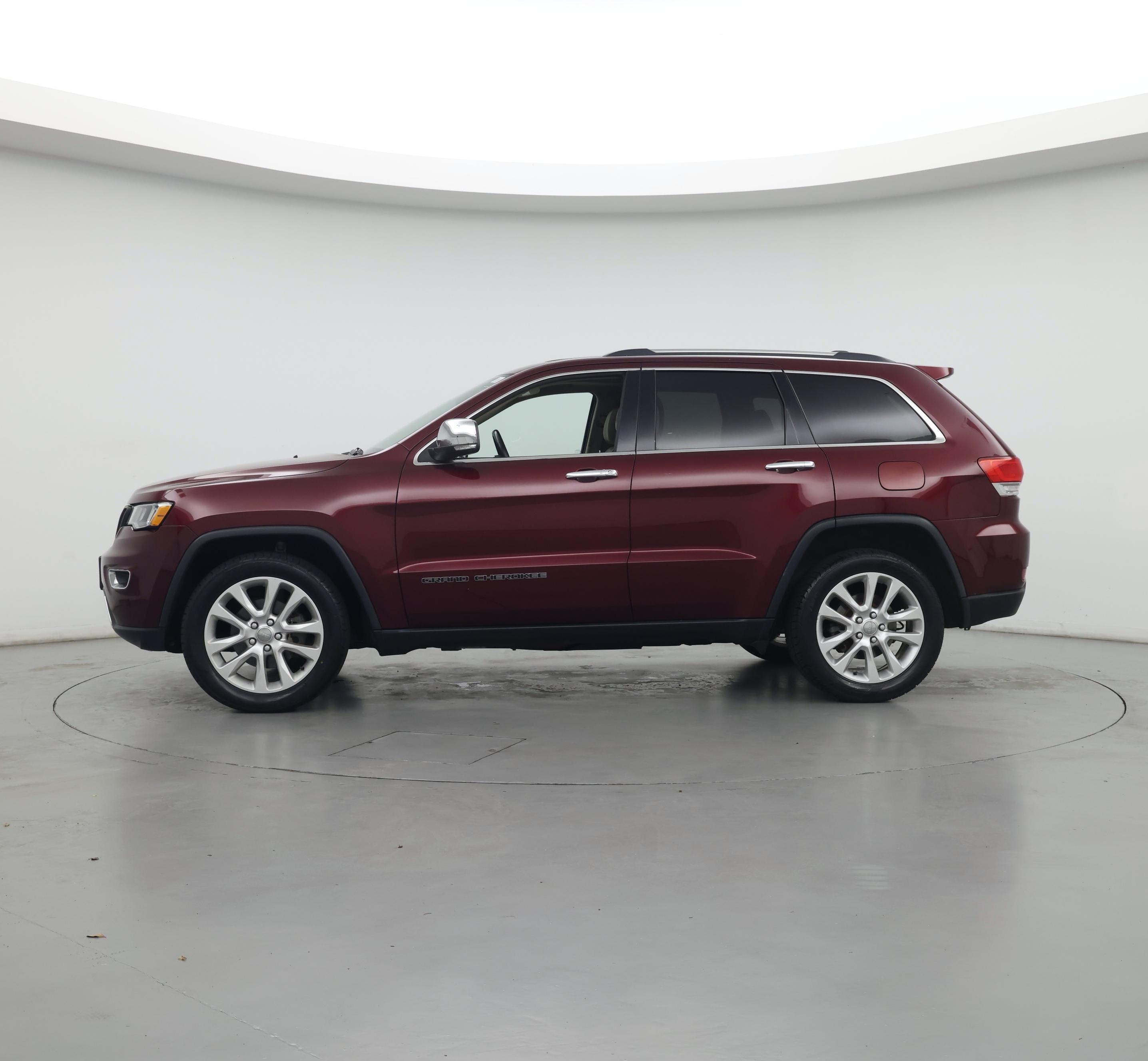 Thumbnail: 2017 Jeep Grand Cherokee - 3