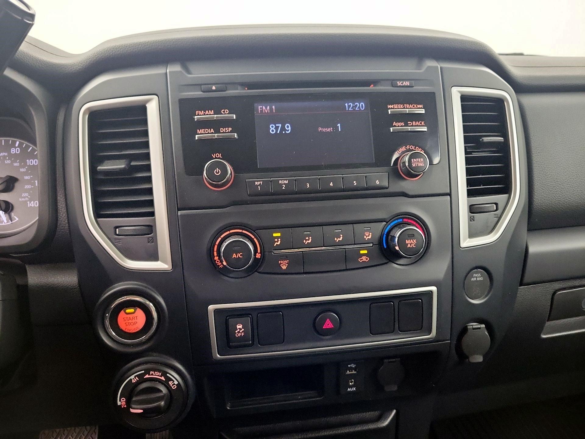 Thumbnail: 2017 Nissan Titan - 11