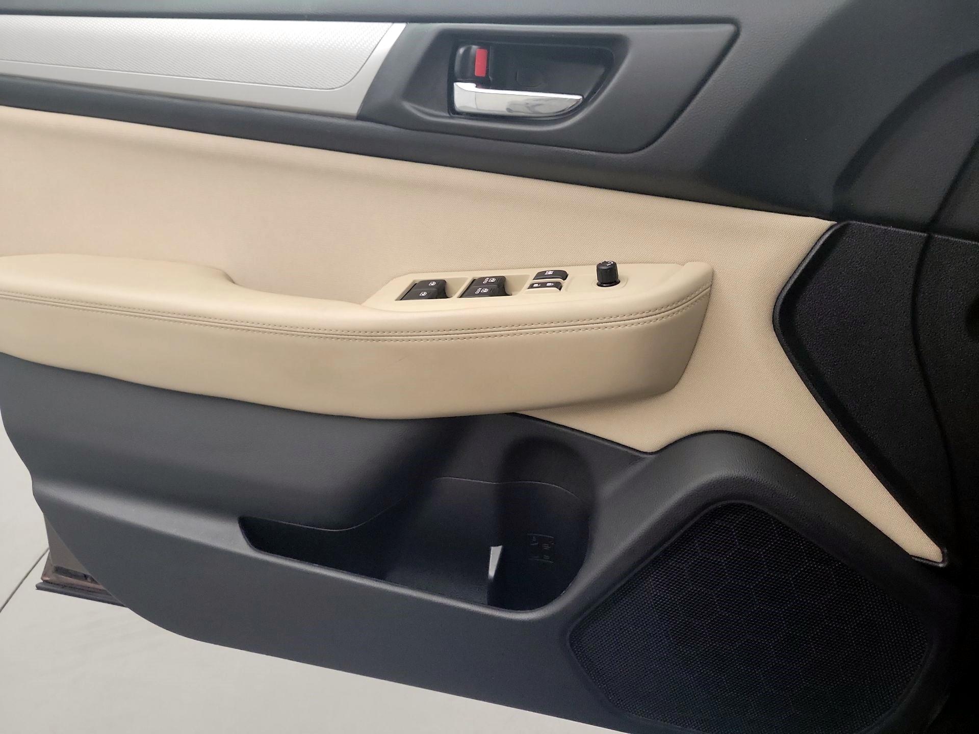 Thumbnail: 2019 Subaru Outback - 10