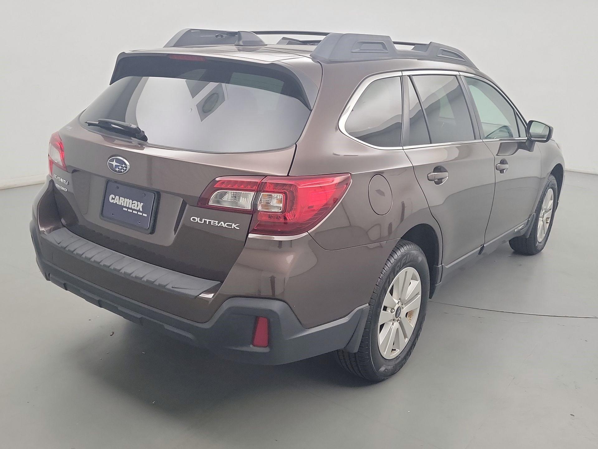 Thumbnail: 2019 Subaru Outback - 5