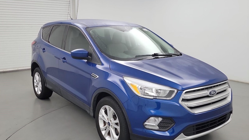 2019 Ford Escape SE Hero Image