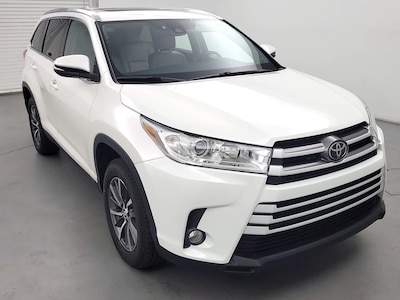 2019 Toyota Highlander XLE -
                Wilmington, NC