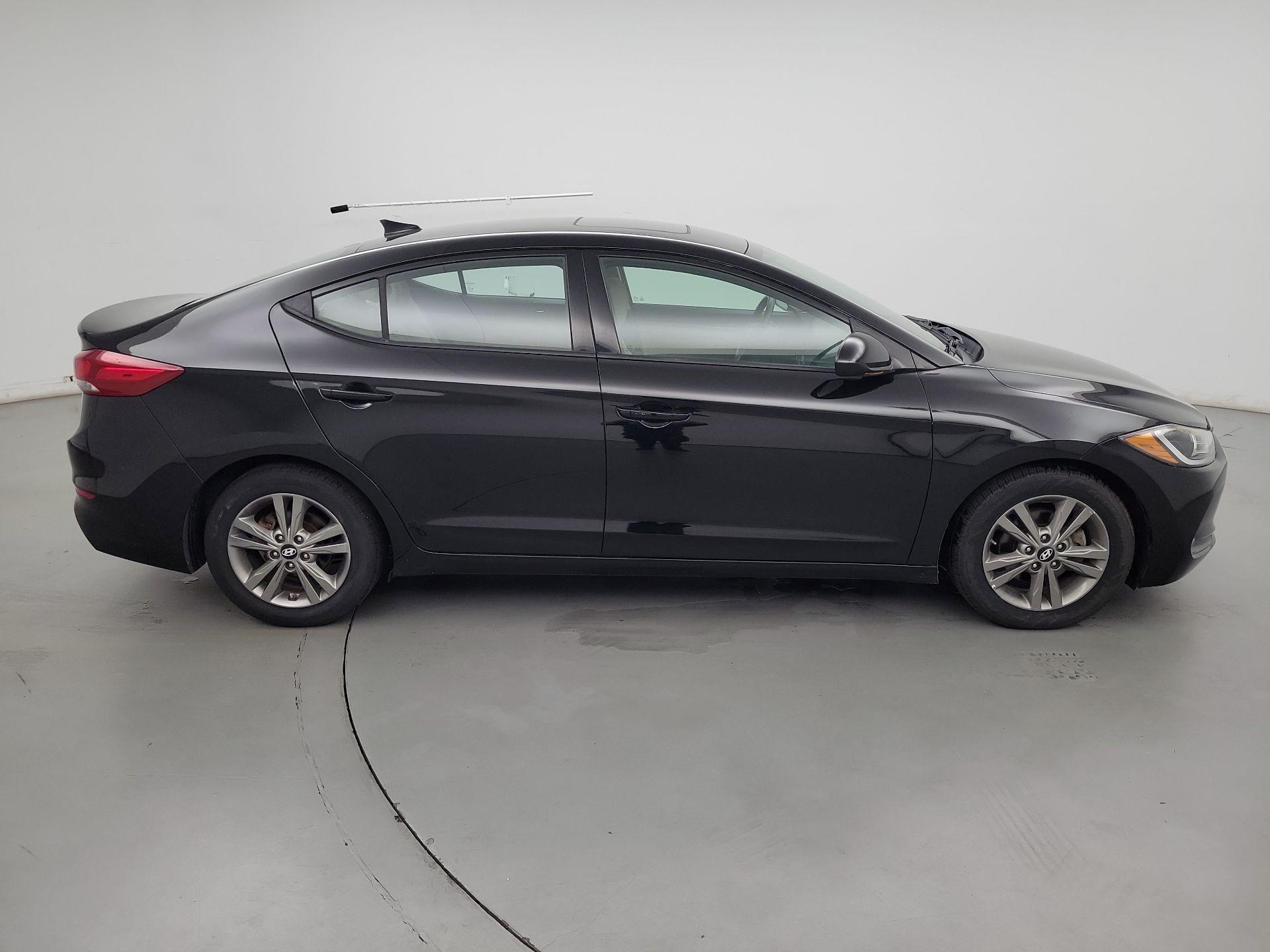Thumbnail: 2018 Hyundai Elantra - 4
