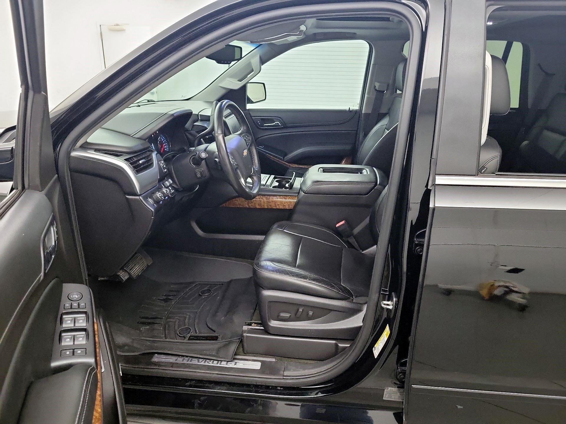 Thumbnail: 2015 Chevrolet Tahoe - 9