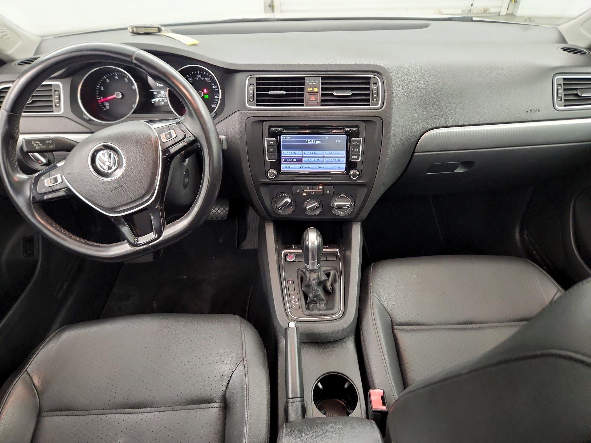 Thumbnail: 2015 Volkswagen Jetta - 8