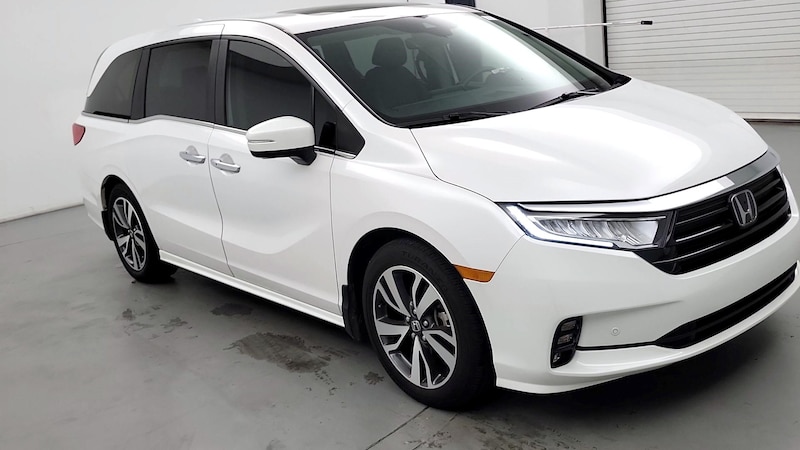 2024 Honda Odyssey Touring Hero Image