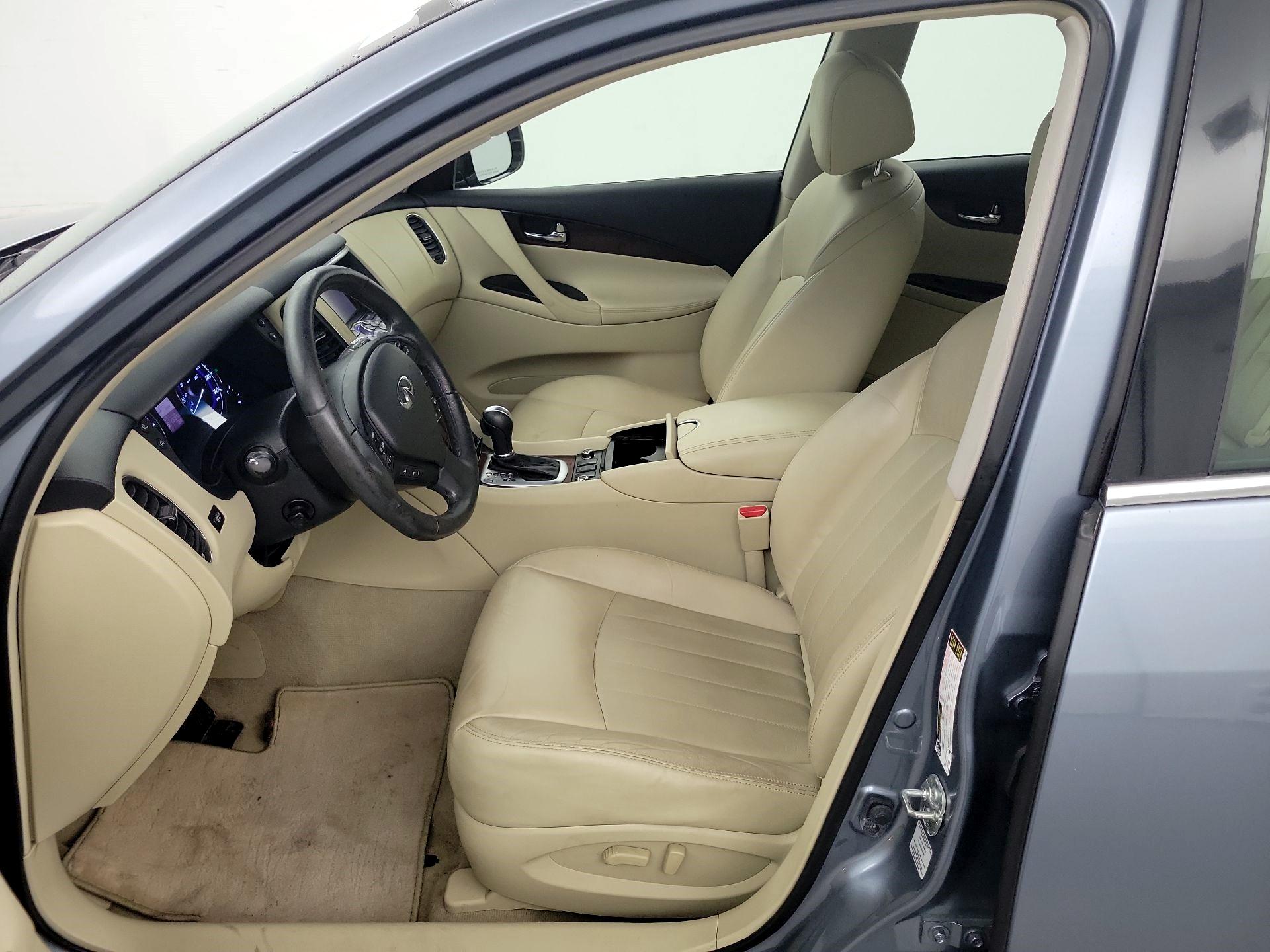 Thumbnail: 2016 INFINITI QX50 - 9