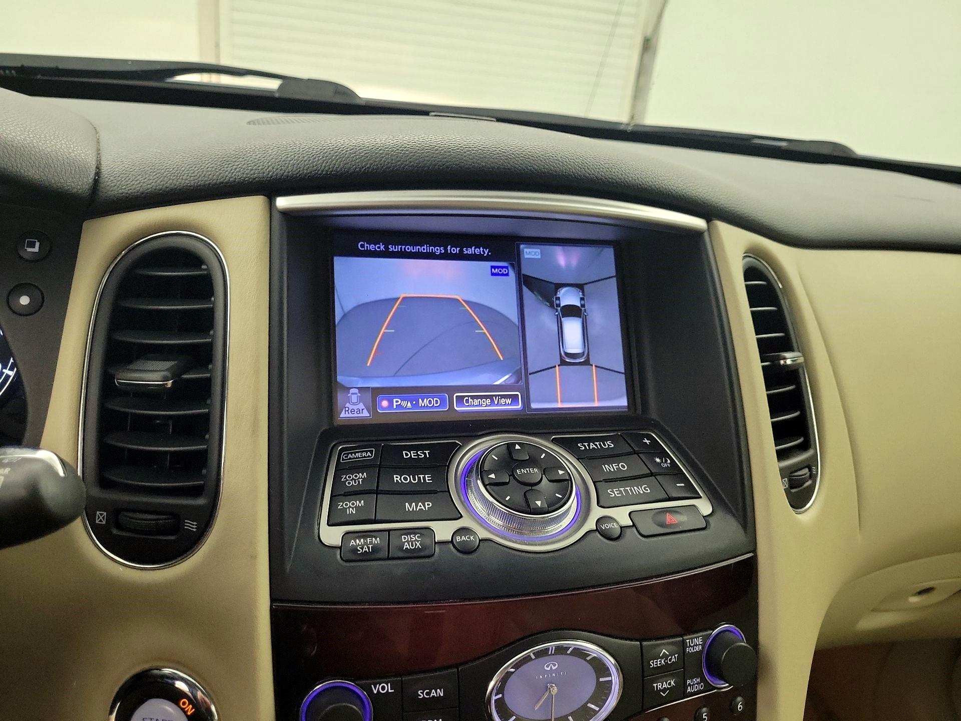 Thumbnail: 2016 INFINITI QX50 - 13