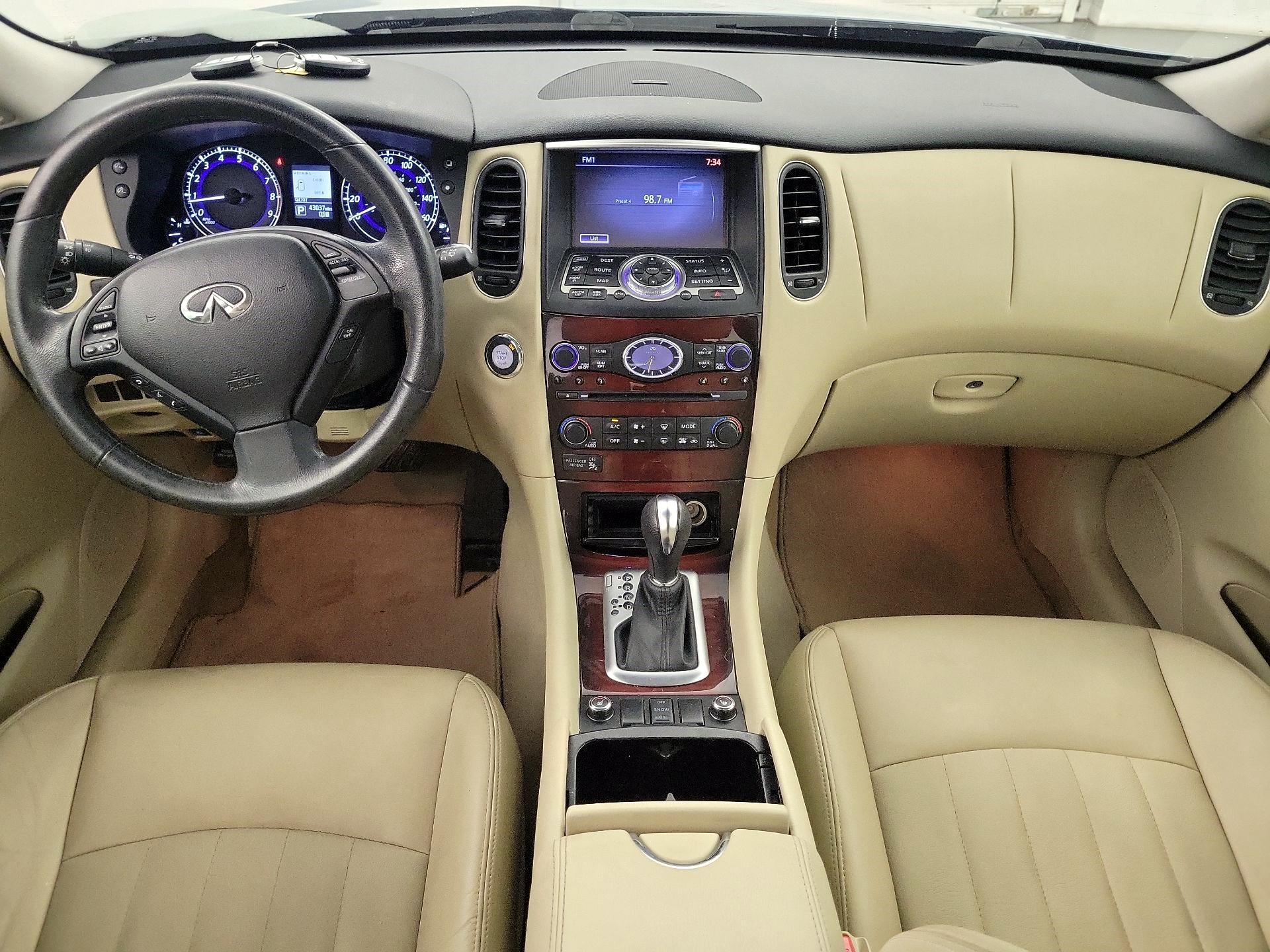 Thumbnail: 2016 INFINITI QX50 - 8