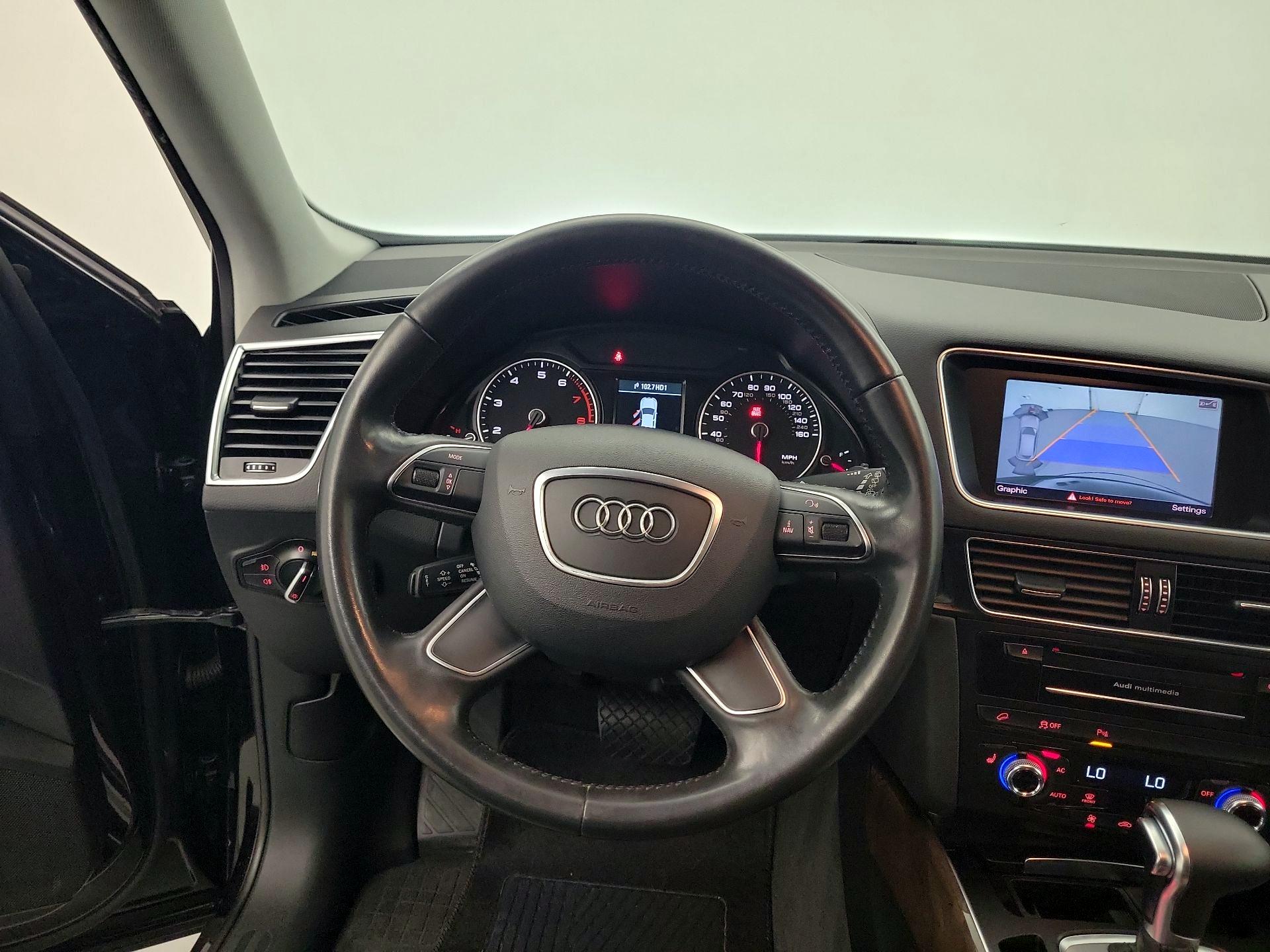 Thumbnail: 2014 Audi Q5 - 10