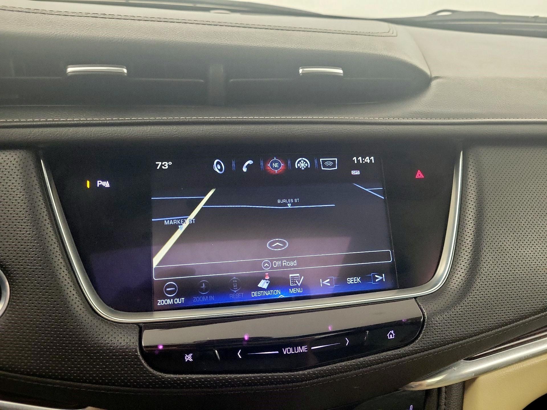 Thumbnail: 2017 Cadillac XT5 - 12