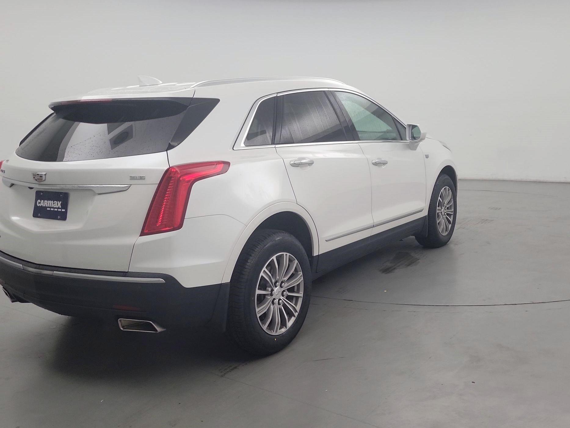 Thumbnail: 2017 Cadillac XT5 - 5