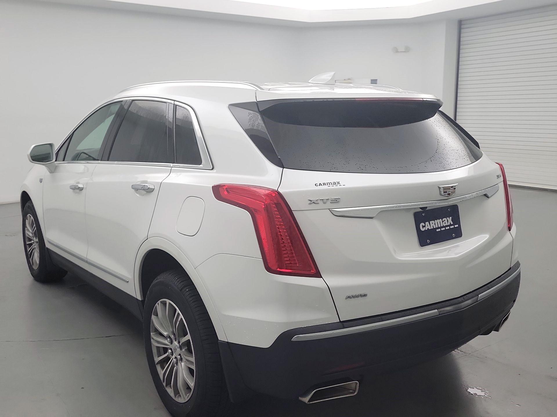 Thumbnail: 2017 Cadillac XT5 - 7