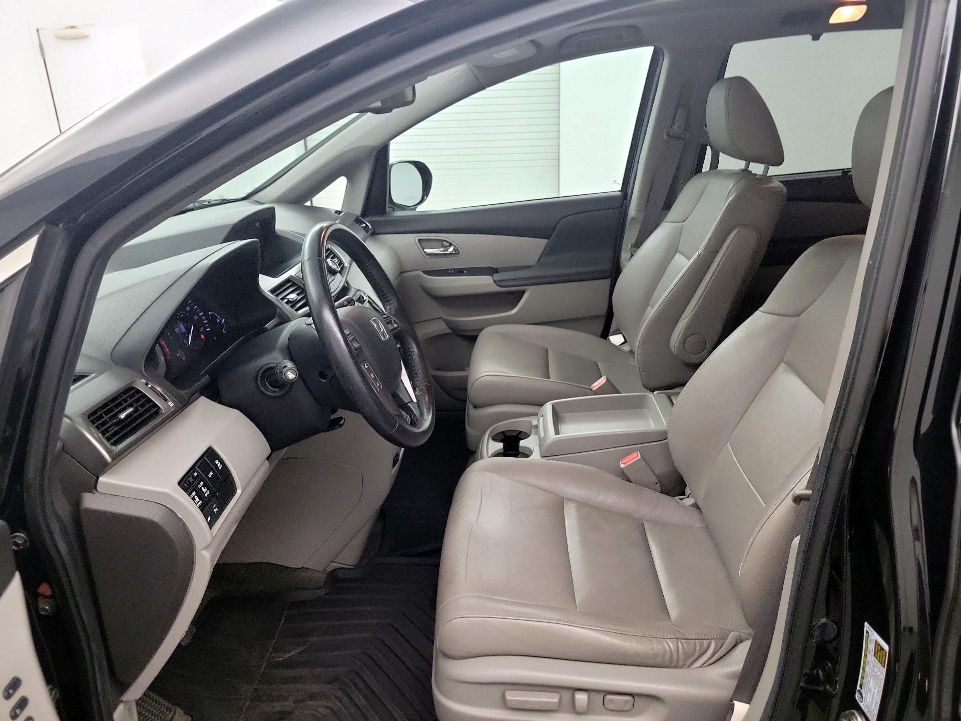 Thumbnail: 2014 Honda Odyssey - 9