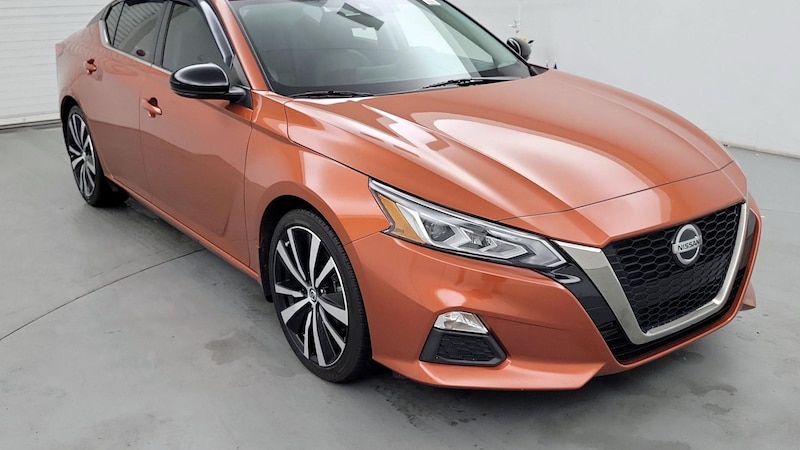 2021 Nissan Altima SR Hero Image