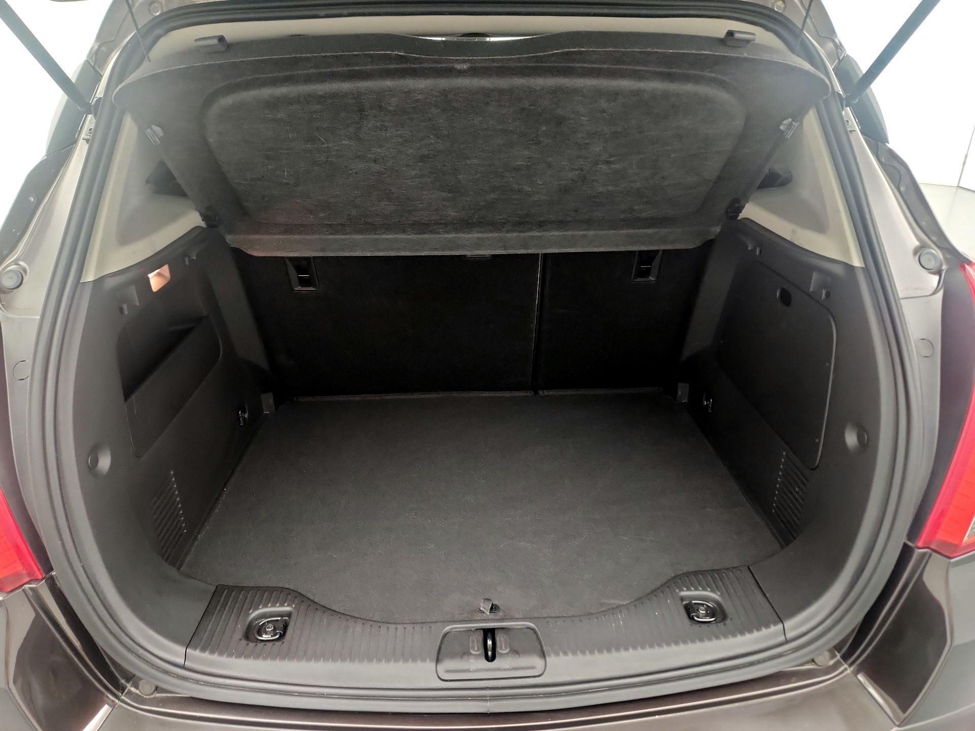 Thumbnail: 2015 Buick Encore - 19
