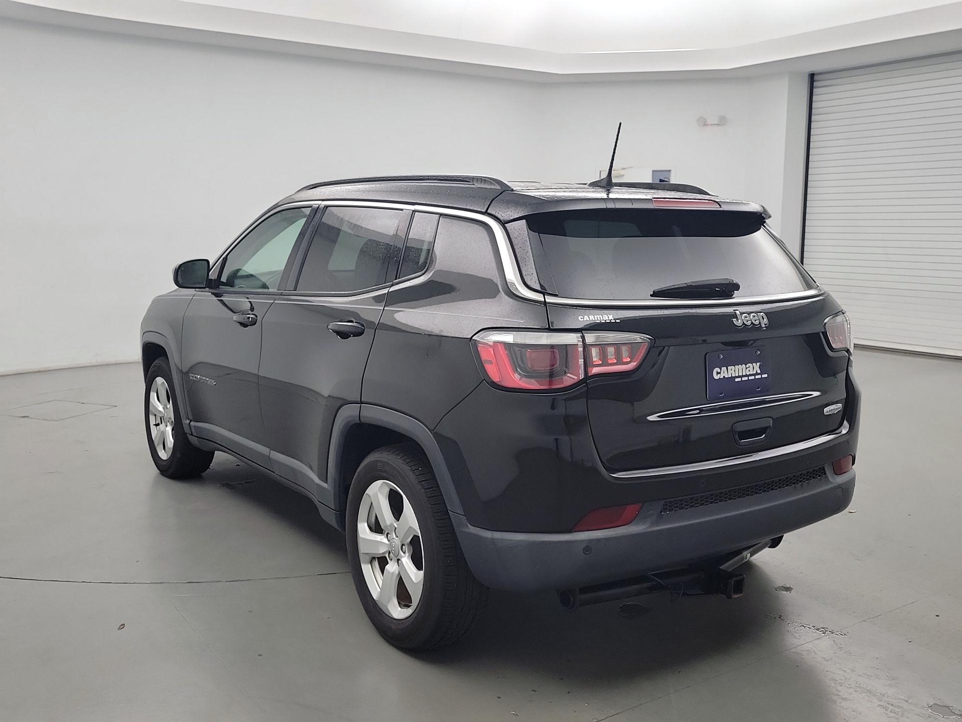 Thumbnail: 2017 Jeep Compass - 7