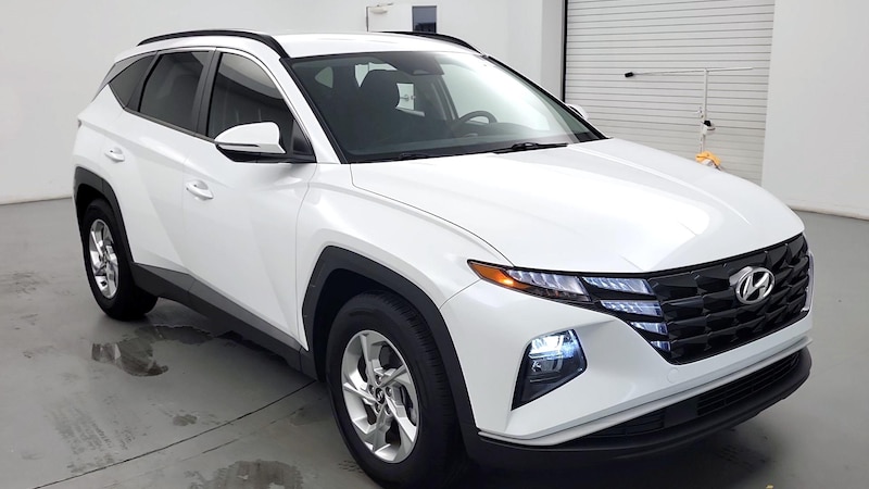 2022 Hyundai Tucson SE Hero Image