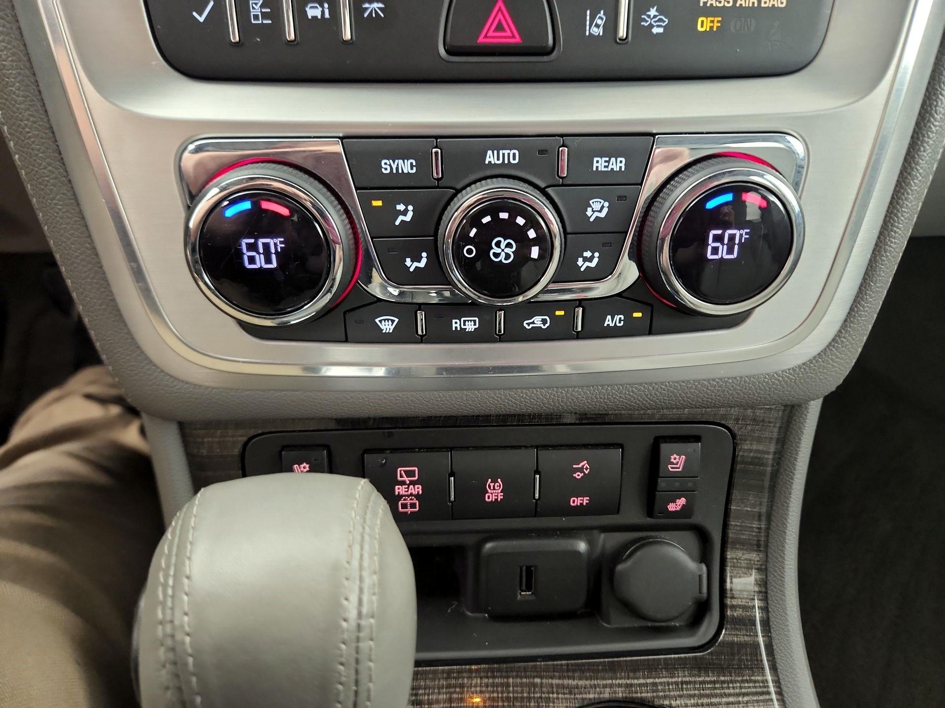 Thumbnail: 2017 GMC Acadia - 15