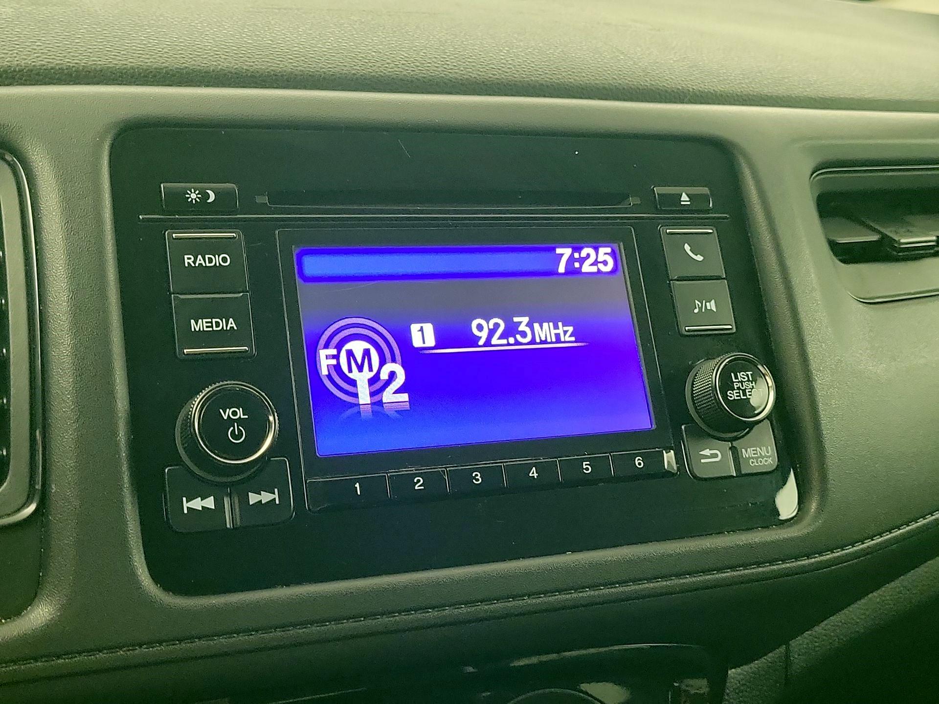Thumbnail: 2019 Honda HR-V - 13