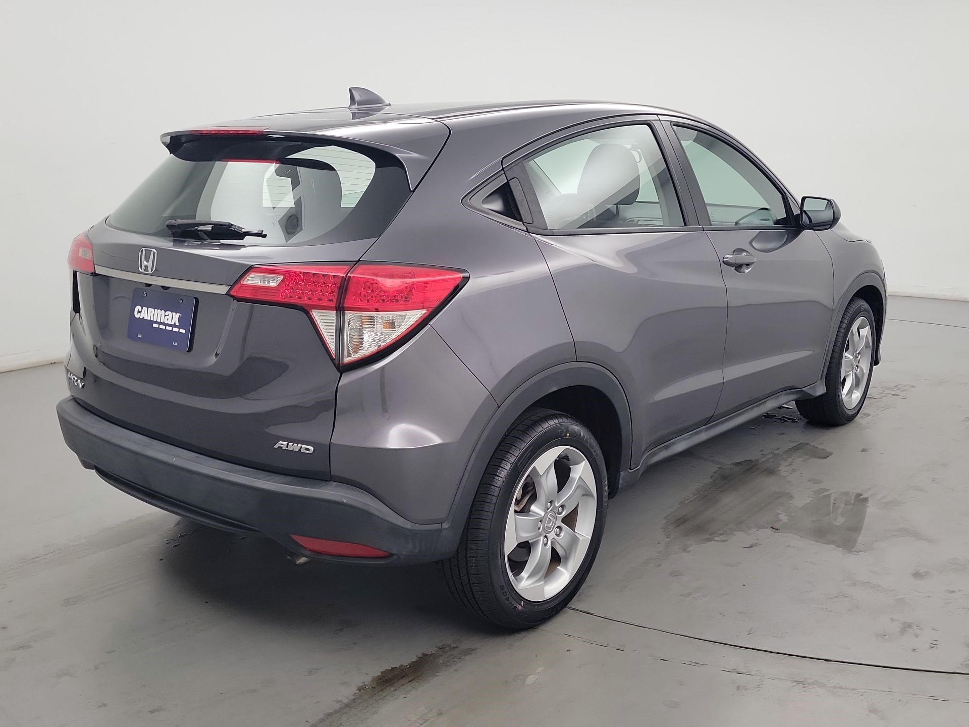 Thumbnail: 2019 Honda HR-V - 5