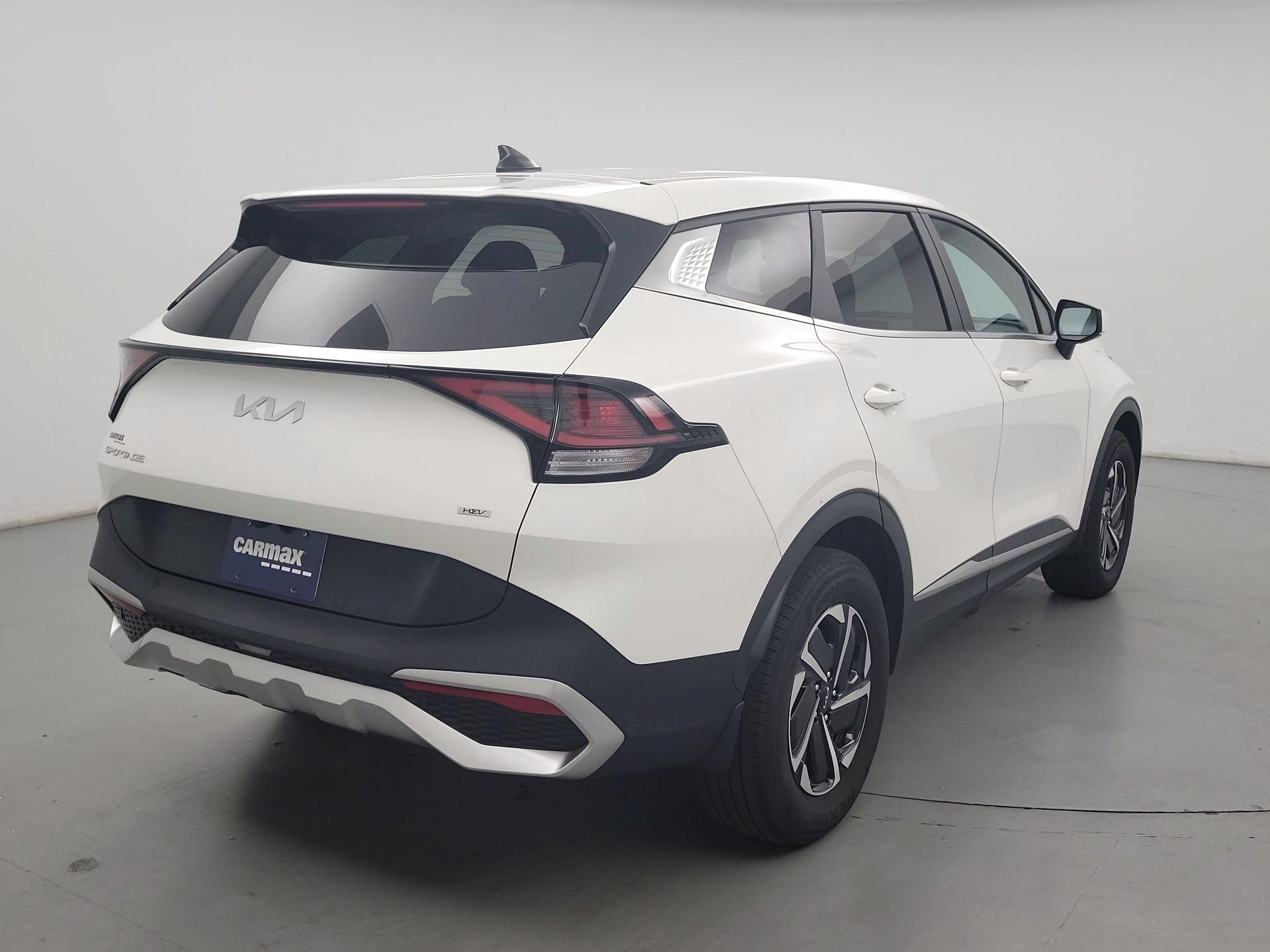 Thumbnail: 2023 Kia Sportage - 5